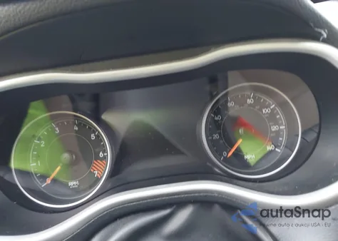 2015 Jeep Cherokee Limited z USA, uszkodzony, nr VIN 1C4PJLDB1FW732815